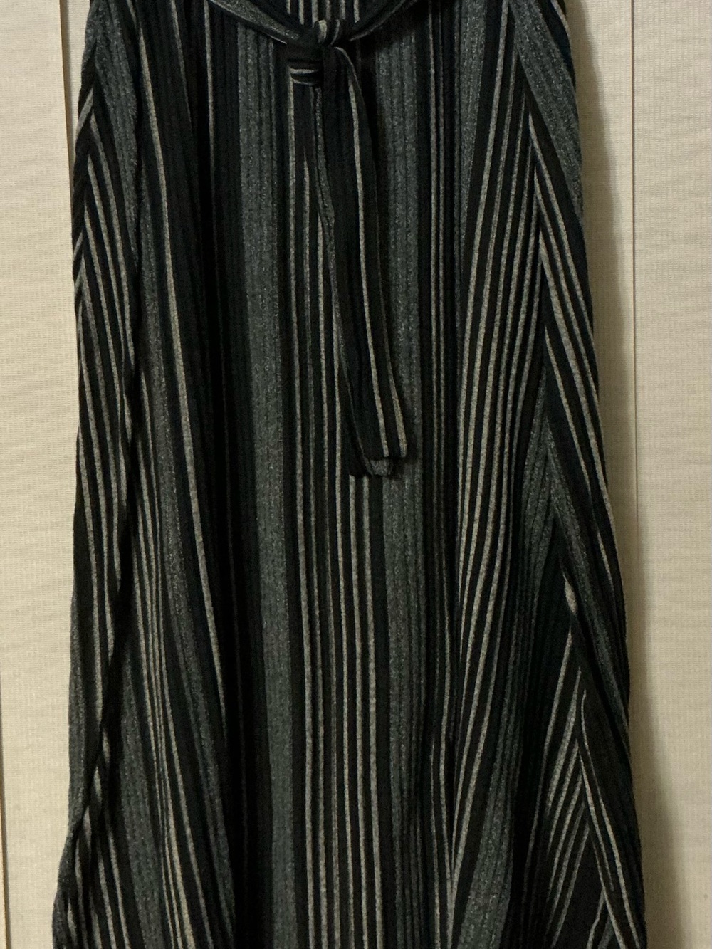 90s Boho Cato Striped Black and Gray Maxi Skirt with Tie Waist 18W-20W